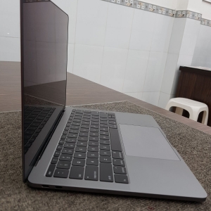  Macbook PRO Grey 13'' -2017-  I5 - 2.3 - 8GB 256GB SSD 